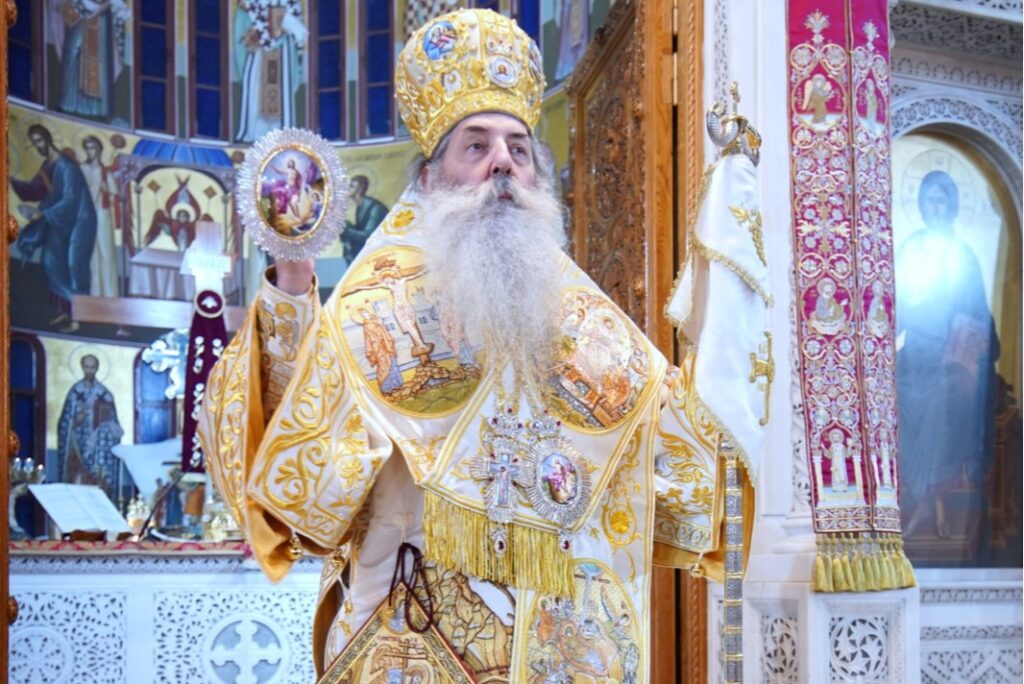 Μητροπολίτης Πειραιώς: «Εμείς πιστεύουμε στον Αναστάντα. Δεν πιστεύουμε σε έναν νεκρό άνθρωπο».