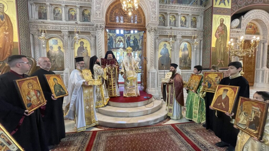 Κυριακή της Ορθοδοξίας στον Καθεδρικό Ιερό Ναό Αγίας Τριάδος Πειραιώς.